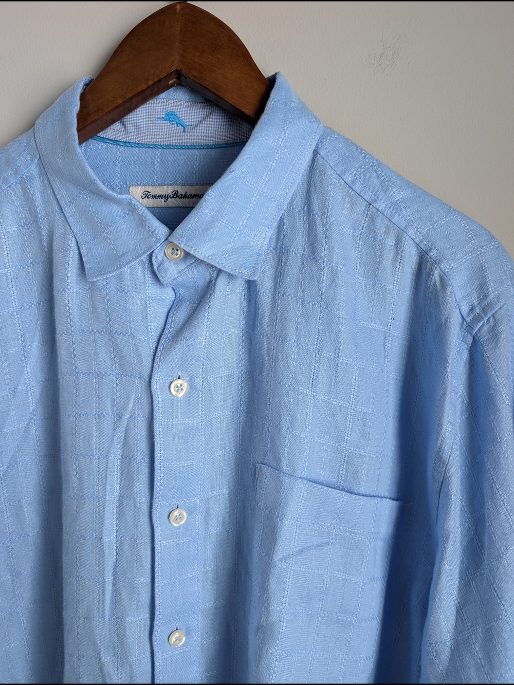 Tommy Bahama Shirt Mens Large Long Sleeve Button Up 100% Linen Blue Textured